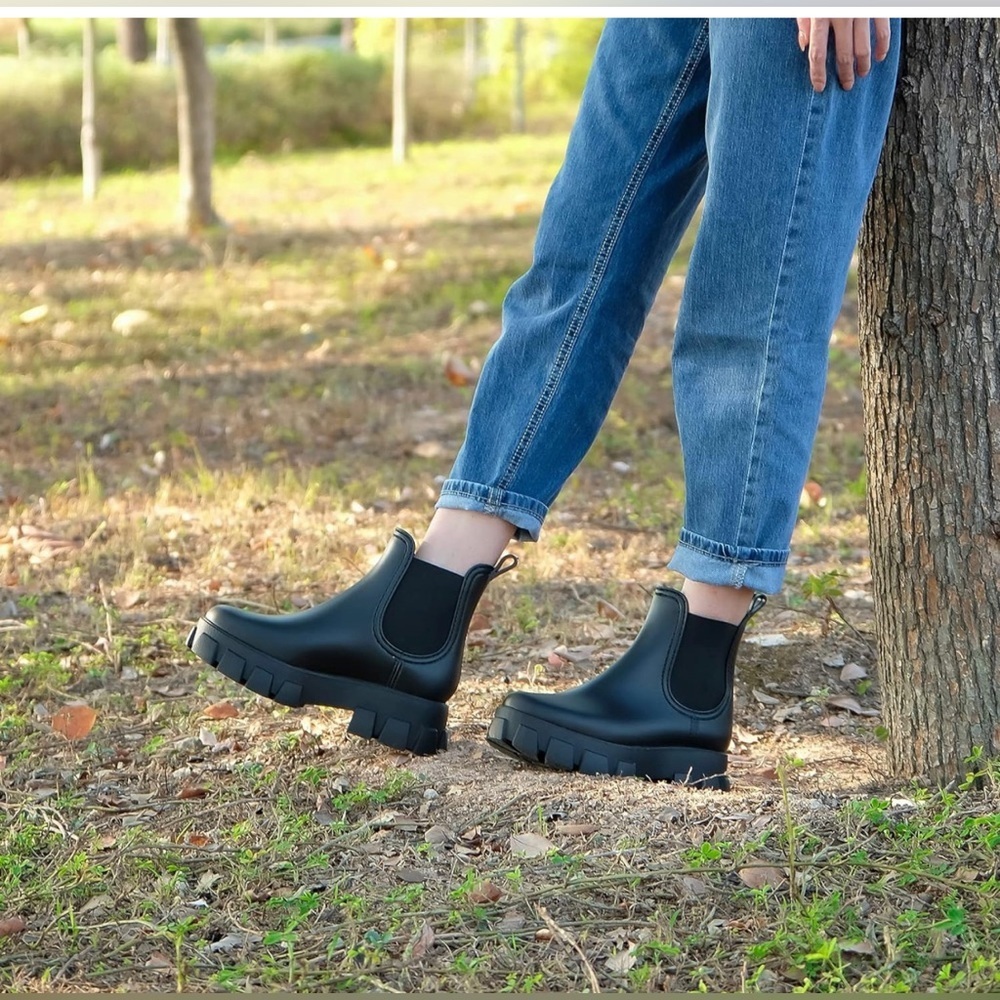 - New Termiyinful  boots Size 9 New in box women’s rain boots outdoor boot… - Picture 4 of 5